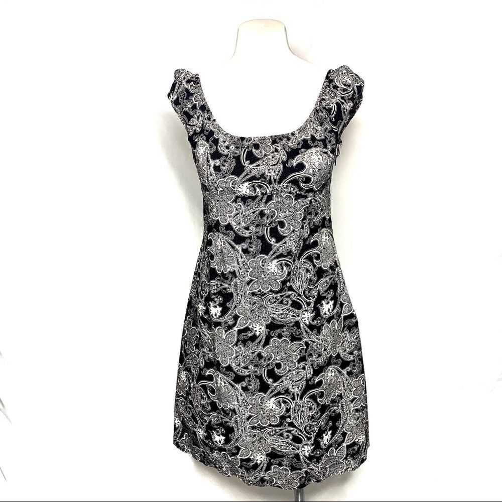 Bcbg Maxazria black/ white floral sleeveless dress